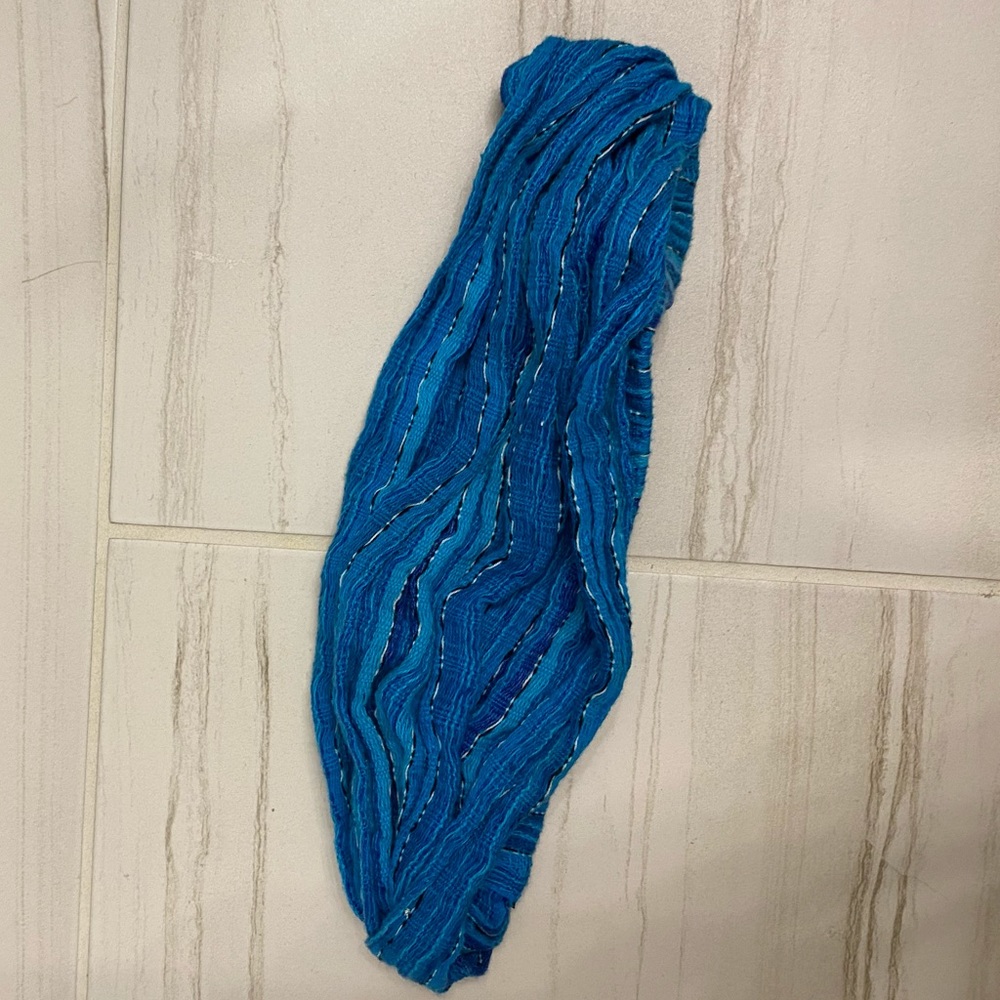 Knit blue headband